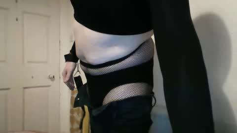 navel_gazing_submissive online show from December 22, 9:12 pm