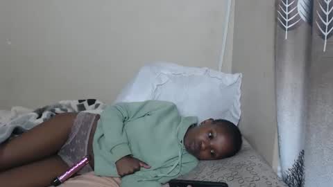 nawtylarissa_ online show from October 29, 7:15 pm