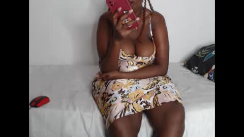 Snapshot of nawtylezi696 chatting on November 27, 6:32 pm nawtylezi696 online show from November 27, 6:32 pm