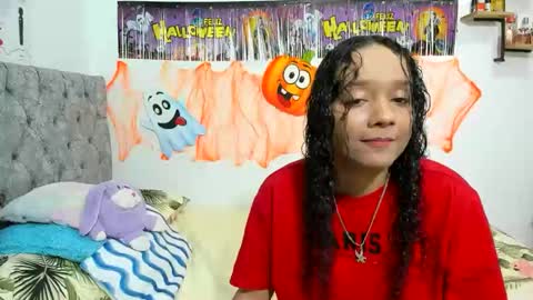 nay_and_aleja online show from October 24, 2:30 am