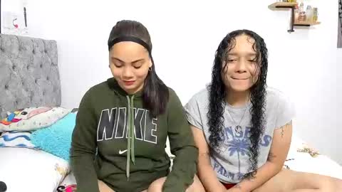 nay_and_aleja online show from November 7, 2:55 am