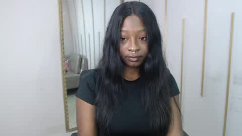 Nayaris 3 online show from May 30, 2:03 pm