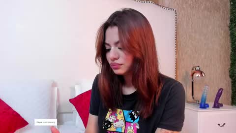 Mia  online show from September 25, 4:16 am