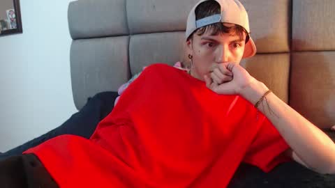 Im Nayton online show from February 26, 12:15 pm