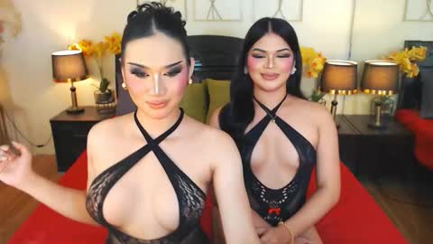 Snapshot of nayumi_edwards chatting on October 24, 7:54 pm F R A N Z I A online show from October 24, 7:54 pm