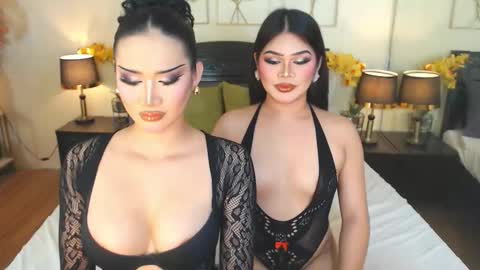 Snapshot of nayumi_edwards chatting on November 15, 10:12 am F R A N Z I A online show from November 15, 10:12 am