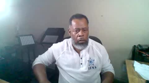 Terry online show from October 29, 6:42 pm