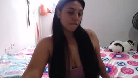 Snapshot of nebyula_star chatting on January 6, 9:54 pm Nebyula online show from January 6, 9:54 pm