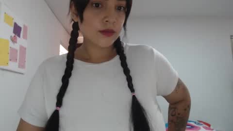 Snapshot of nebyula_star chatting on February 19, 9:47 pm Nebyula online show from February 19, 9:47 pm