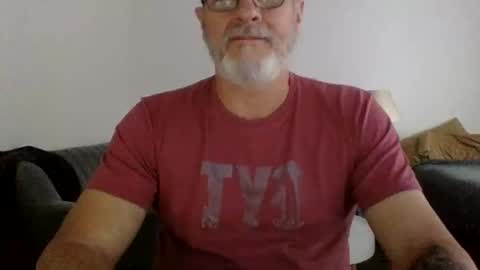 neckdown12 online show from March 13, 9:21 pm