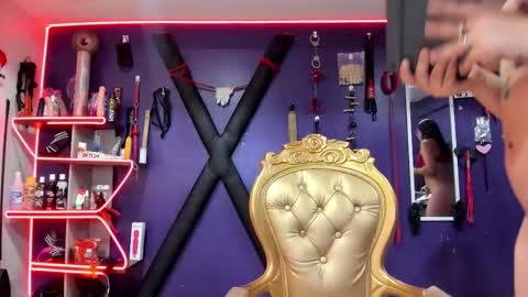 Camille online show from November 28, 4:59 am