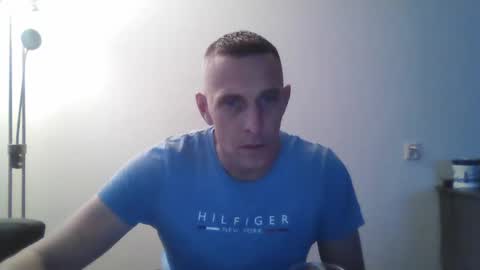 nederland77 online show from December 7, 3:19 pm