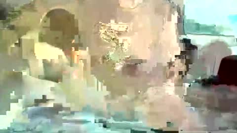 needs2hands2 online show from April 24, 5:54 am