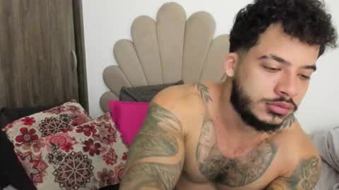 Nei turn green online show from December 2, 12:49 am