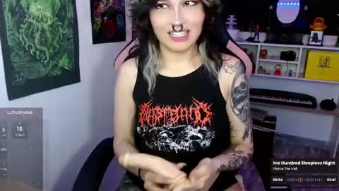 Snapshot of neena_nyx chatting on May 9, 3:12 am Neena Nyx online show from May 9, 3:12 am