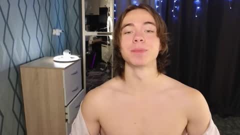 Snapshot of neganxxl chatting on October 15, 4:12 am Negan online show from October 15, 4:12 am