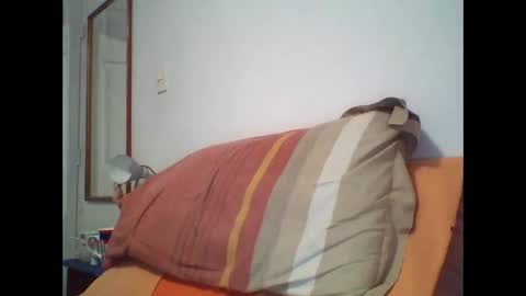 Snapshot of negritoo_2503 chatting on September 23, 10:07 am negritoo_2503 online show from September 23, 10:07 am