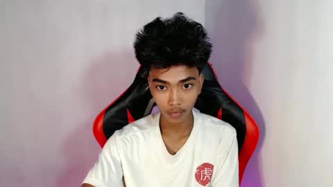 Snapshot of neil_asian69 chatting on October 14, 12:22 am neil_asian69 online show from October 14, 12:22 am