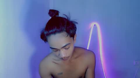 neil_asian69 online show from November 6, 9:54 am