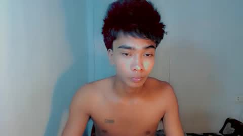 neil_asian69 online show from November 16, 11:27 am