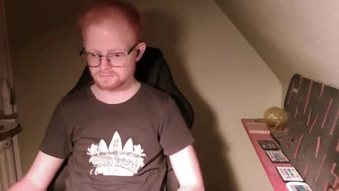 Neinfuss online show from October 9, 8:51 pm