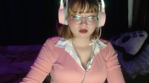 neko_dolly online show from November 28, 1:41 am