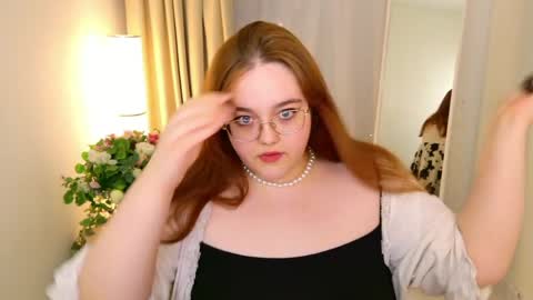 neko_moor online show from April 13, 1:49 pm