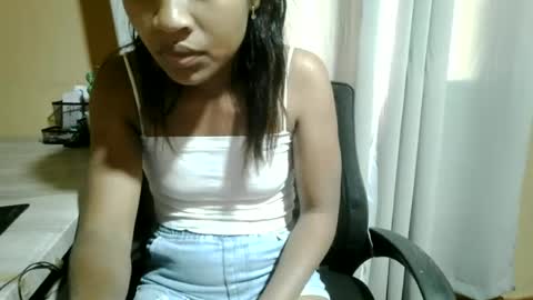 nelia_84 online show from June 13, 10:57 am