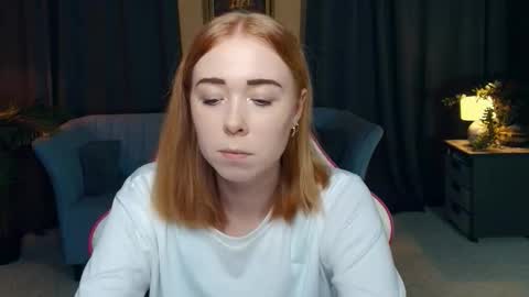 Snapshot of nelliemathers chatting on December 2, 7:42 pm Nelli online show from December 2, 7:42 pm