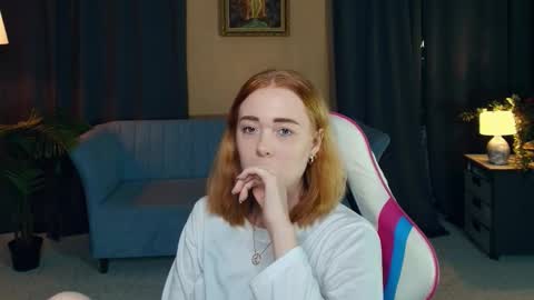 Snapshot of nelliemathers chatting on December 14, 10:03 pm Nelli online show from December 14, 10:03 pm