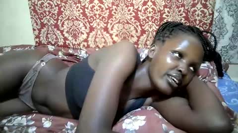 Snapshot of nelly_love001 chatting on May 8, 10:31 am Nasty lover online show from May 8, 10:31 am