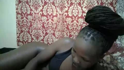 Snapshot of nelly_love001 chatting on May 10, 9:09 pm Nasty lover online show from May 10, 9:09 pm