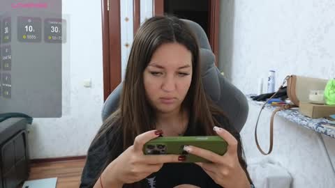 Nelly online show from December 8, 4:39 pm