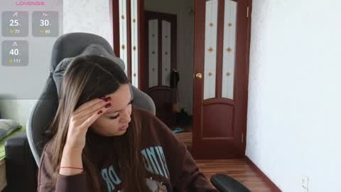 Nelly online show from December 14, 9:29 am