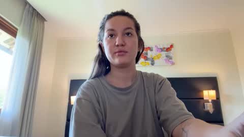 Snapshot of nellyfischer chatting on December 22, 5:48 am Nelly online show from December 22, 5:48 am