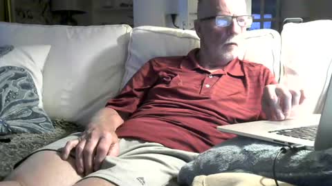 Snapshot of neman4u2c chatting on June 17, 12:35 am Jack online show from June 17, 12:35 am