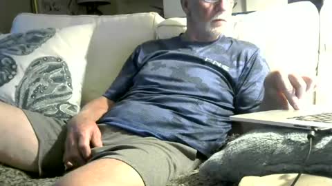 Snapshot of neman4u2c chatting on June 22, 12:24 am Jack online show from June 22, 12:24 am