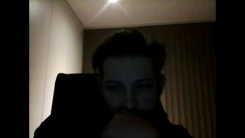 Snapshot of nemooke89 chatting on January 2, 10:22 pm Nemo online show from January 2, 10:22 pm