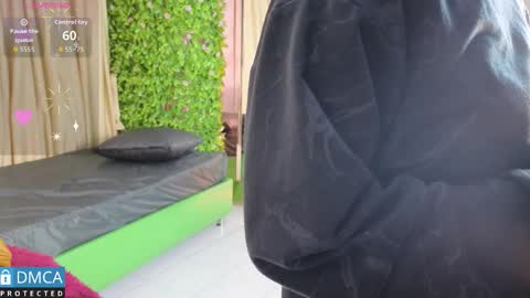 Snapshot of nena_cupcake_ chatting on February 16, 11:06 am Salome Nena cupcake online show from February 16, 11:06 am