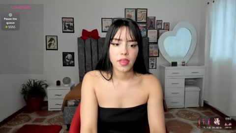 Snapshot of nenitaa_ chatting on May 6, 12:21 pm nenitaa_ online show from May 6, 12:21 pm