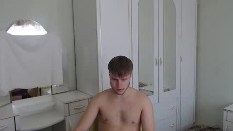 Snapshot of nenvol1 chatting on January 10, 10:06 am better ask online show from January 10, 10:06 am