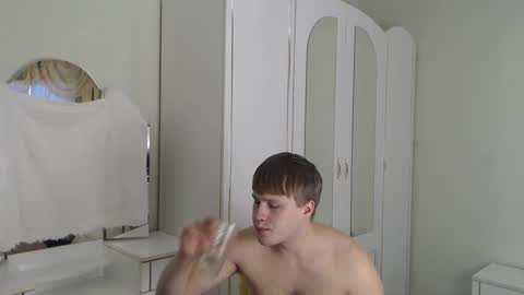 Snapshot of nenvol1 chatting on February 25, 3:05 pm better ask online show from February 25, 3:05 pm