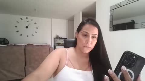 kelly lopez online show from October 22, 6:07 pm