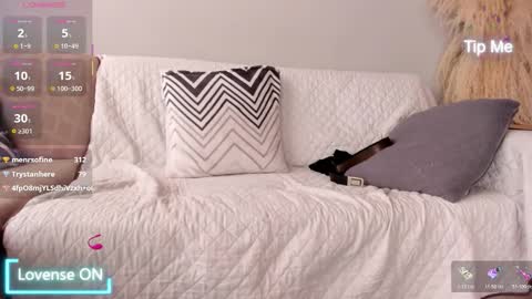 Jordan online show from November 11, 3:56 pm