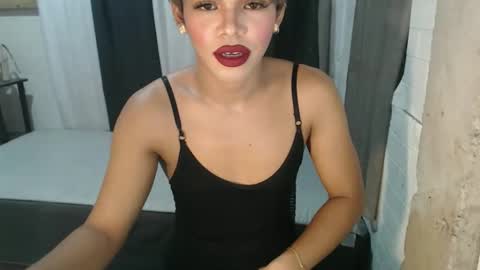 neomi online show from October 23, 7:07 am