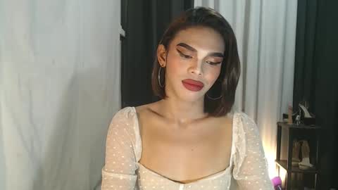 Snapshot of neomi_hardcock chatting on January 18, 5:17 pm neomi online show from January 18, 5:17 pm