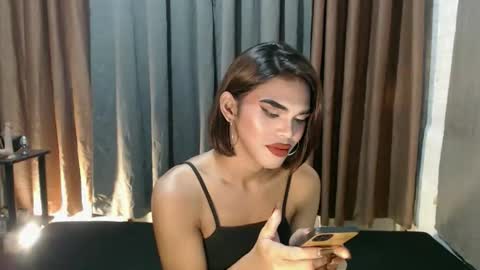 Snapshot of neomi_hardcock chatting on February 12, 5:08 pm neomi online show from February 12, 5:08 pm