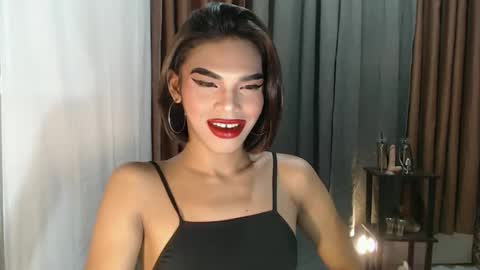 Snapshot of neomi_hardcock chatting on February 15, 4:14 pm neomi online show from February 15, 4:14 pm