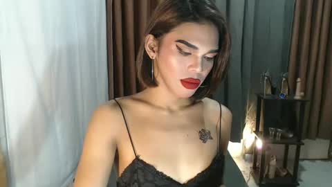 Snapshot of neomi_hardcock chatting on February 21, 1:34 pm neomi online show from February 21, 1:34 pm