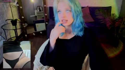 Monica online show from May 24, 8:58 pm